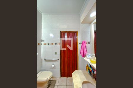 Casa à venda com 114m², 3 quartos e 2 vagasBanheiro