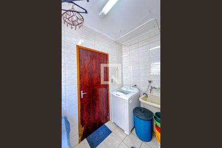 Casa à venda com 114m², 3 quartos e 2 vagasÁrea de Serviço