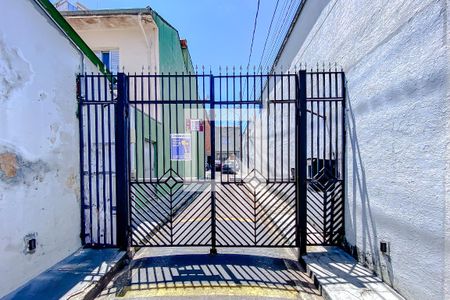 Casa à venda com 114m², 3 quartos e 2 vagasFachada