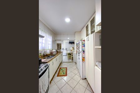 Casa à venda com 114m², 3 quartos e 2 vagasCozinha