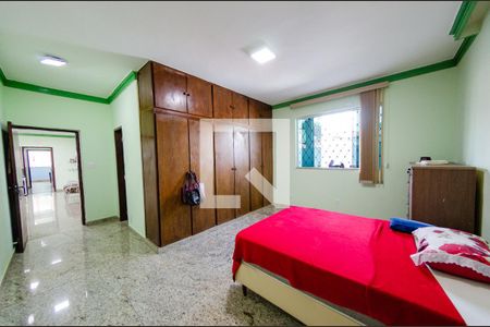 Casa à venda com 462m², 5 quartos e 2 vagas Casa à venda com 462m², 5 quartos e 2 vagasSuíte 2