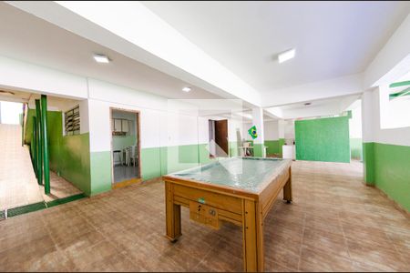 Casa à venda com 462m², 5 quartos e 2 vagas Casa à venda com 462m², 5 quartos e 2 vagasSalão 2