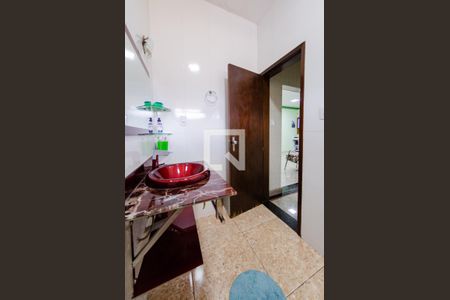 Casa à venda com 462m², 5 quartos e 2 vagas Casa à venda com 462m², 5 quartos e 2 vagasBanheiro