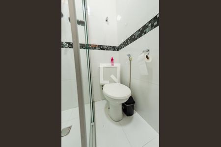 Casa à venda com 462m², 5 quartos e 2 vagas Casa à venda com 462m², 5 quartos e 2 vagasBanheiro suíte 1