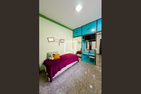 Casa à venda com 462m², 5 quartos e 2 vagas Casa à venda com 462m², 5 quartos e 2 vagasSuíte 1