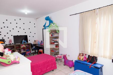 Casa à venda com 410m², 5 quartos e 2 vagas Casa à venda com 410m², 5 quartos e 2 vagasQuarto 1 Casa 2