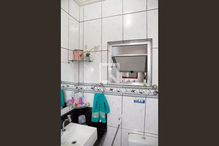 Casa à venda com 410m², 5 quartos e 2 vagas Casa à venda com 410m², 5 quartos e 2 vagasBanheiro