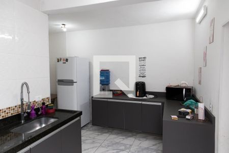 Casa à venda com 410m², 5 quartos e 2 vagas Casa à venda com 410m², 5 quartos e 2 vagasCozinha Casa 2