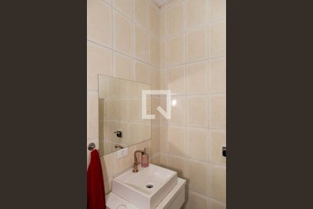 Casa à venda com 410m², 5 quartos e 2 vagas Casa à venda com 410m², 5 quartos e 2 vagasBanheiro Casa 2