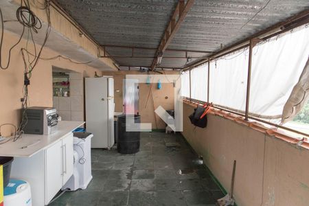 Casa à venda com 410m², 5 quartos e 2 vagas Casa à venda com 410m², 5 quartos e 2 vagasÁrea de Serviço