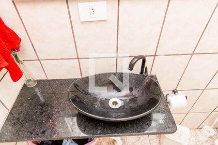 Casa à venda com 410m², 5 quartos e 2 vagas Casa à venda com 410m², 5 quartos e 2 vagasBanheiro Suite Casa 2