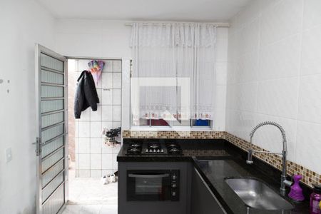 Casa à venda com 410m², 5 quartos e 2 vagas Casa à venda com 410m², 5 quartos e 2 vagasCozinha Casa 2