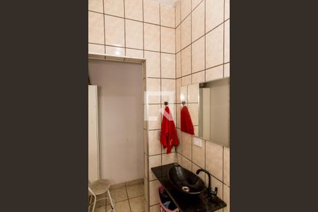 Casa à venda com 410m², 5 quartos e 2 vagas Casa à venda com 410m², 5 quartos e 2 vagasBanheiro Suite Casa 2