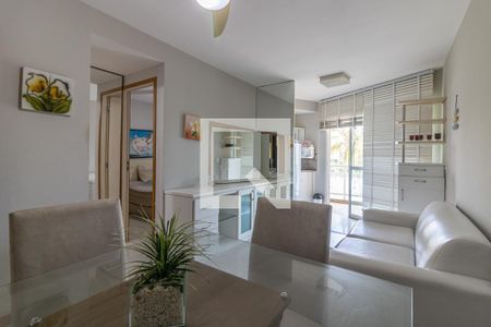 Sala de apartamento à venda com 1 quarto, 50m² em Recreio dos Bandeirantes, Rio de Janeiro