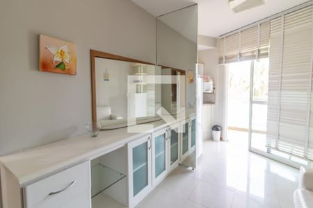 Sala de apartamento à venda com 1 quarto, 50m² em Recreio dos Bandeirantes, Rio de Janeiro