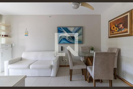 Sala de apartamento à venda com 1 quarto, 50m² em Recreio dos Bandeirantes, Rio de Janeiro