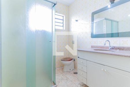 Casa à venda com 161m², 3 quartos e 2 vagas Casa à venda com 161m², 3 quartos e 2 vagasBanheiro