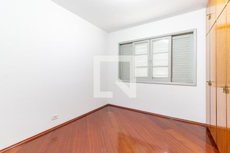 Casa à venda com 161m², 3 quartos e 2 vagas Casa à venda com 161m², 3 quartos e 2 vagasQuarto 3