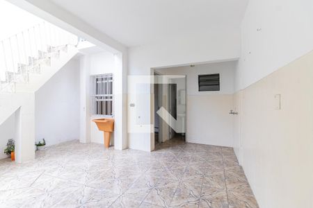 Casa à venda com 161m², 3 quartos e 2 vagas Casa à venda com 161m², 3 quartos e 2 vagasQuintal/Lavanderia