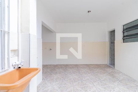 Casa à venda com 161m², 3 quartos e 2 vagas Casa à venda com 161m², 3 quartos e 2 vagasQuintal/Lavanderia