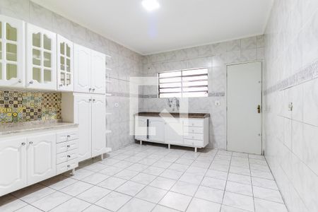 Casa à venda com 161m², 3 quartos e 2 vagas Casa à venda com 161m², 3 quartos e 2 vagasCozinha