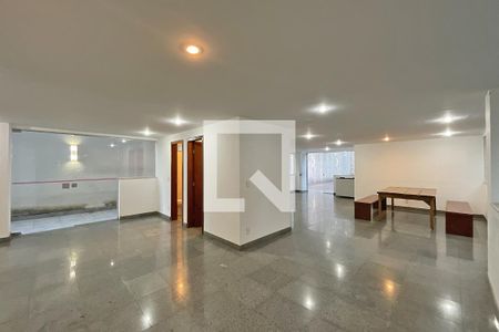 Apartamento à venda com 130m², 4 quartos e 2 vagasÁrea comum