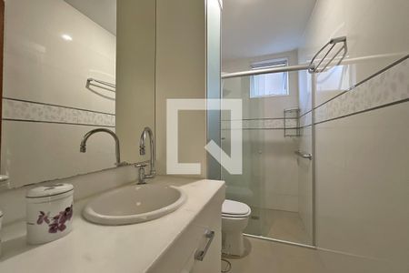 Apartamento à venda com 130m², 4 quartos e 2 vagasBanheiro