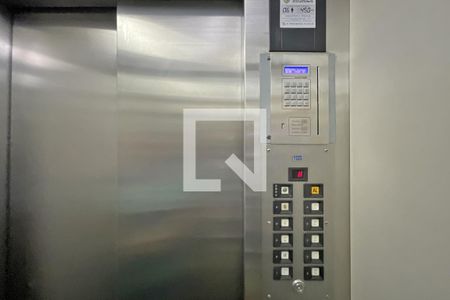 Apartamento à venda com 130m², 4 quartos e 2 vagasÁrea comum