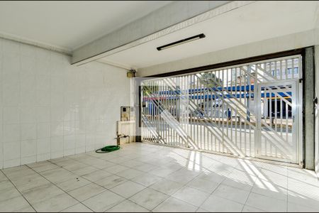 Casa à venda com 230m², 4 quartos e 2 vagasGaragem