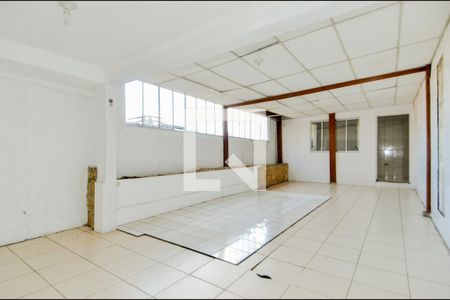 Casa à venda com 230m², 4 quartos e 2 vagasGaragem