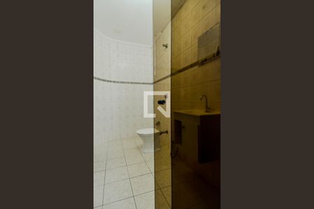 Casa à venda com 230m², 4 quartos e 2 vagasBanheiro