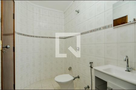 Casa à venda com 230m², 4 quartos e 2 vagasDetalhe banheiro
