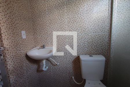 Banheiro de casa para alugar com 1 quarto, 45m² em Taquara, Rio de Janeiro