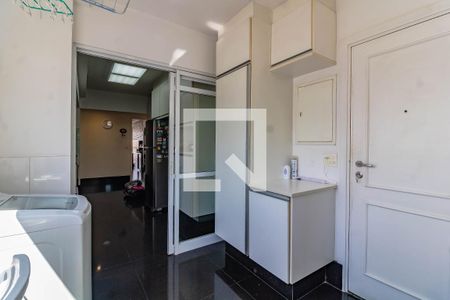 Apartamento à venda com 463m², 3 quartos e 4 vagas Apartamento à venda com 463m², 3 quartos e 4 vagasÁrea de Serviço