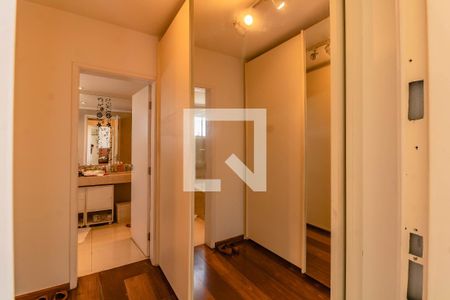 Apartamento à venda com 463m², 3 quartos e 4 vagas Apartamento à venda com 463m², 3 quartos e 4 vagasBanheiro da Suíte 3