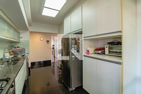 Apartamento à venda com 463m², 3 quartos e 4 vagas Apartamento à venda com 463m², 3 quartos e 4 vagasCozinha