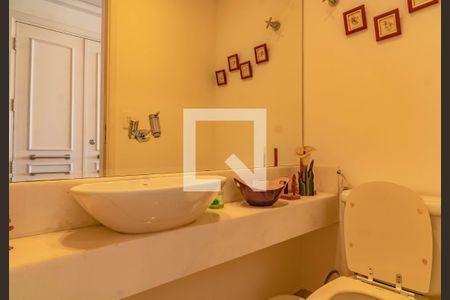 Apartamento à venda com 463m², 3 quartos e 4 vagas Apartamento à venda com 463m², 3 quartos e 4 vagasLavabo