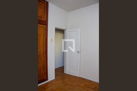 Apartamento à venda com 70m², 2 quartos e 1 vagaQuarto 02