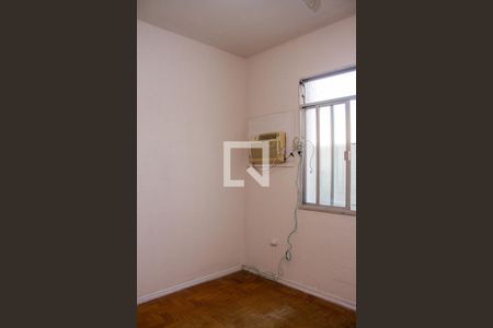 Apartamento à venda com 70m², 2 quartos e 1 vagaQuarto 02