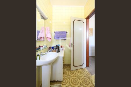 Casa à venda com 189m², 3 quartos e 3 vagas Casa à venda com 189m², 3 quartos e 3 vagasBanheiro