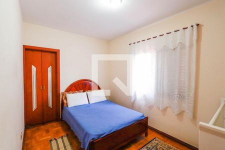 Casa à venda com 300m², 3 quartos e 2 vagas Casa à venda com 300m², 3 quartos e 2 vagasSuíte