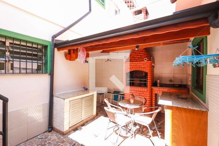 Casa à venda com 300m², 3 quartos e 2 vagas Casa à venda com 300m², 3 quartos e 2 vagasQuintal