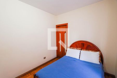 Casa à venda com 300m², 3 quartos e 2 vagas Casa à venda com 300m², 3 quartos e 2 vagasSuíte