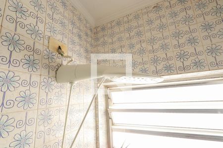 Casa à venda com 300m², 3 quartos e 2 vagas Casa à venda com 300m², 3 quartos e 2 vagasBanheiro - Suíte