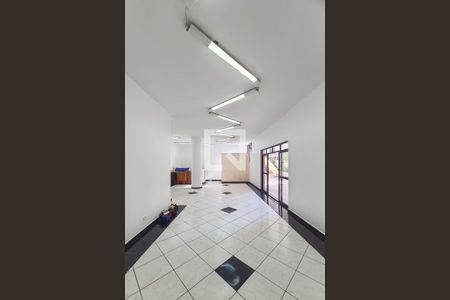 Apartamento para alugar com 142m², 3 quartos e 2 vagas Apartamento para alugar com 142m², 3 quartos e 2 vagasÁrea comum - Salão de festas