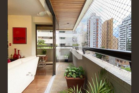 Apartamento à venda com 288m², 3 quartos e 4 vagas