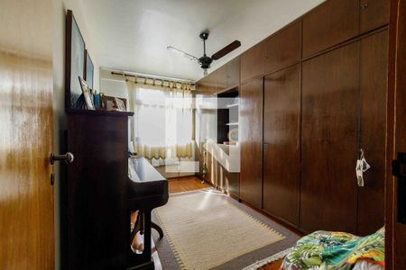 Apartamento à venda com 360m², 5 quartos e 4 vagasQuarto 2