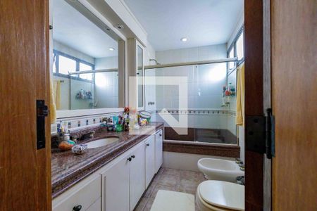 Apartamento à venda com 360m², 5 quartos e 4 vagasBanheiro Suíte