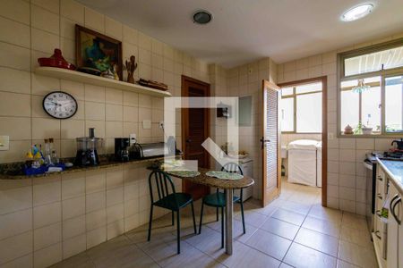 Apartamento à venda com 360m², 5 quartos e 4 vagasCozinha