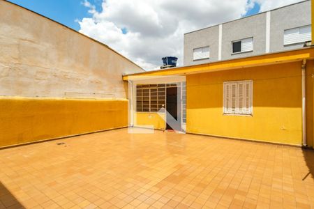 Casa à venda com 240m², 3 quartos e 2 vagas Casa à venda com 240m², 3 quartos e 2 vagasQuintal